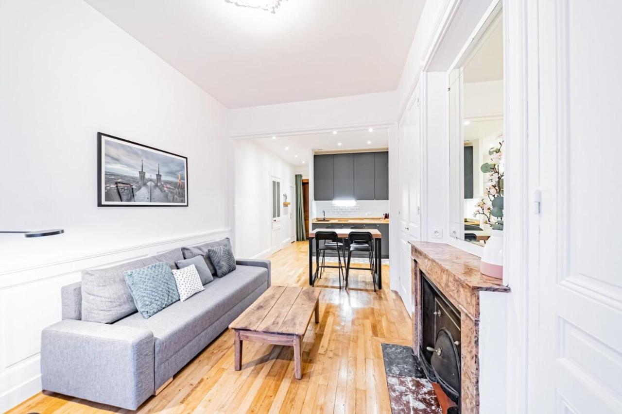 Aapartment With Character Parquet Flooring Fireplace - Charpennes Villeurbanne Exterior photo